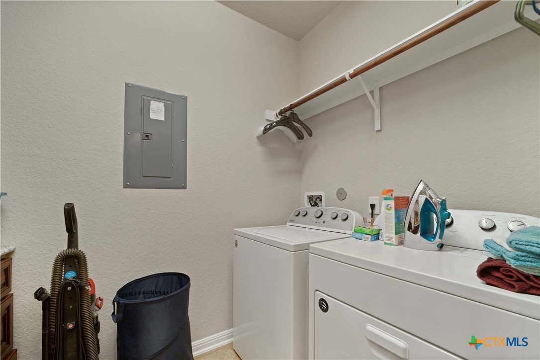 232 Albarella Cibolo, TX 78108 - Photo 26 of 42 a bathroom with a sink and a vanity