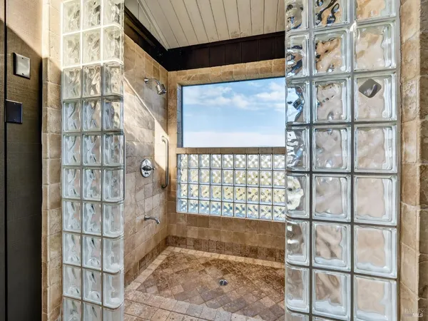 $16,000,000 | 20 Redwood Avenue, Inverness, CA 94956