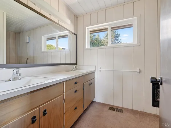$16,000,000 | 20 Redwood Avenue, Inverness, CA 94956