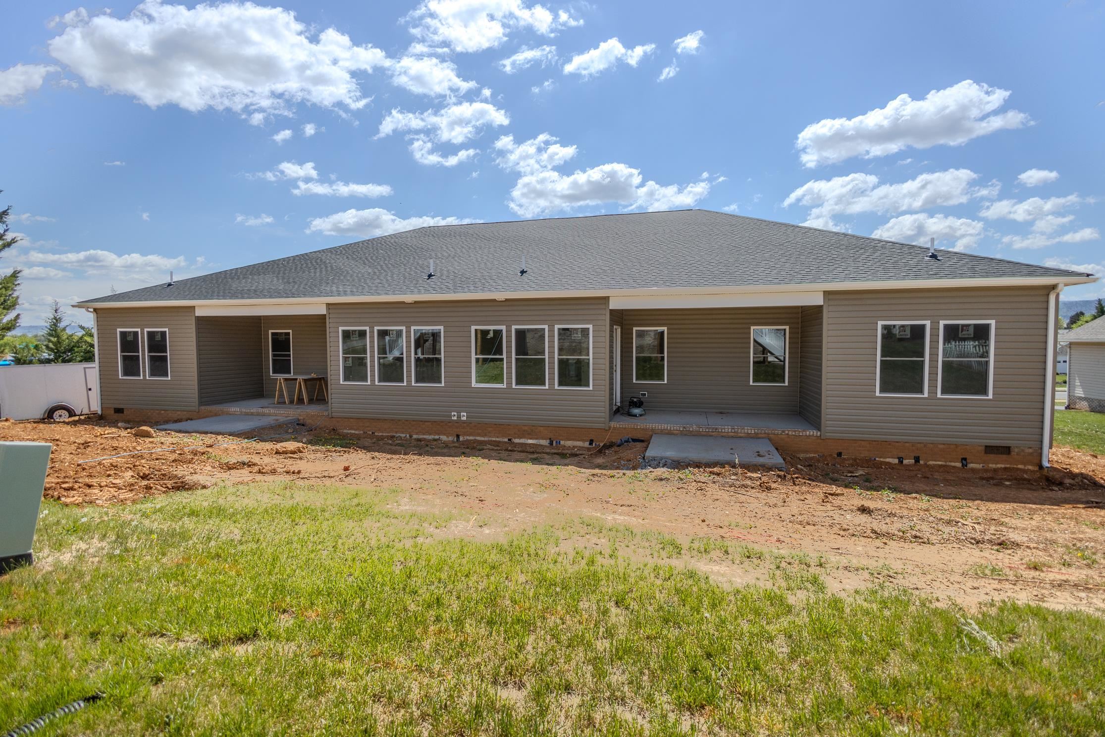 5 Meriwether Circle Stuarts Draft, VA 24477 - Photo 4 of 22 front view of a house with a yard