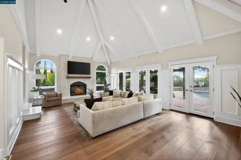 $3,798,800 | 214 South Ridge Court, Danville, CA 94506