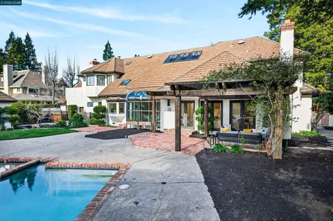 $3,798,800 | 214 South Ridge Court, Danville, CA 94506