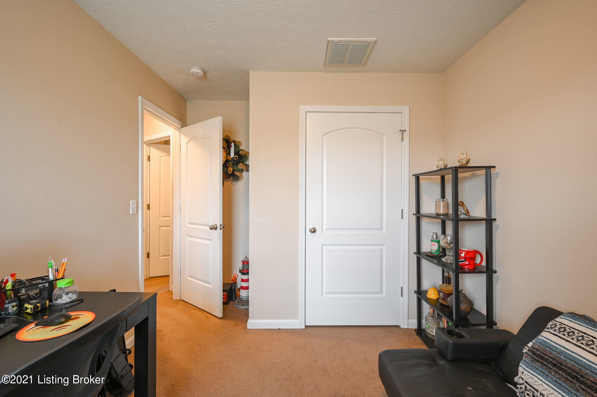 546 Hensley Road Shepherdsville, KY 40165 - Photo 17 of 21 Bedroom 3