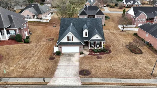 $399,900 | 140 Winecoff Drive, Fayetteville, GA 30214