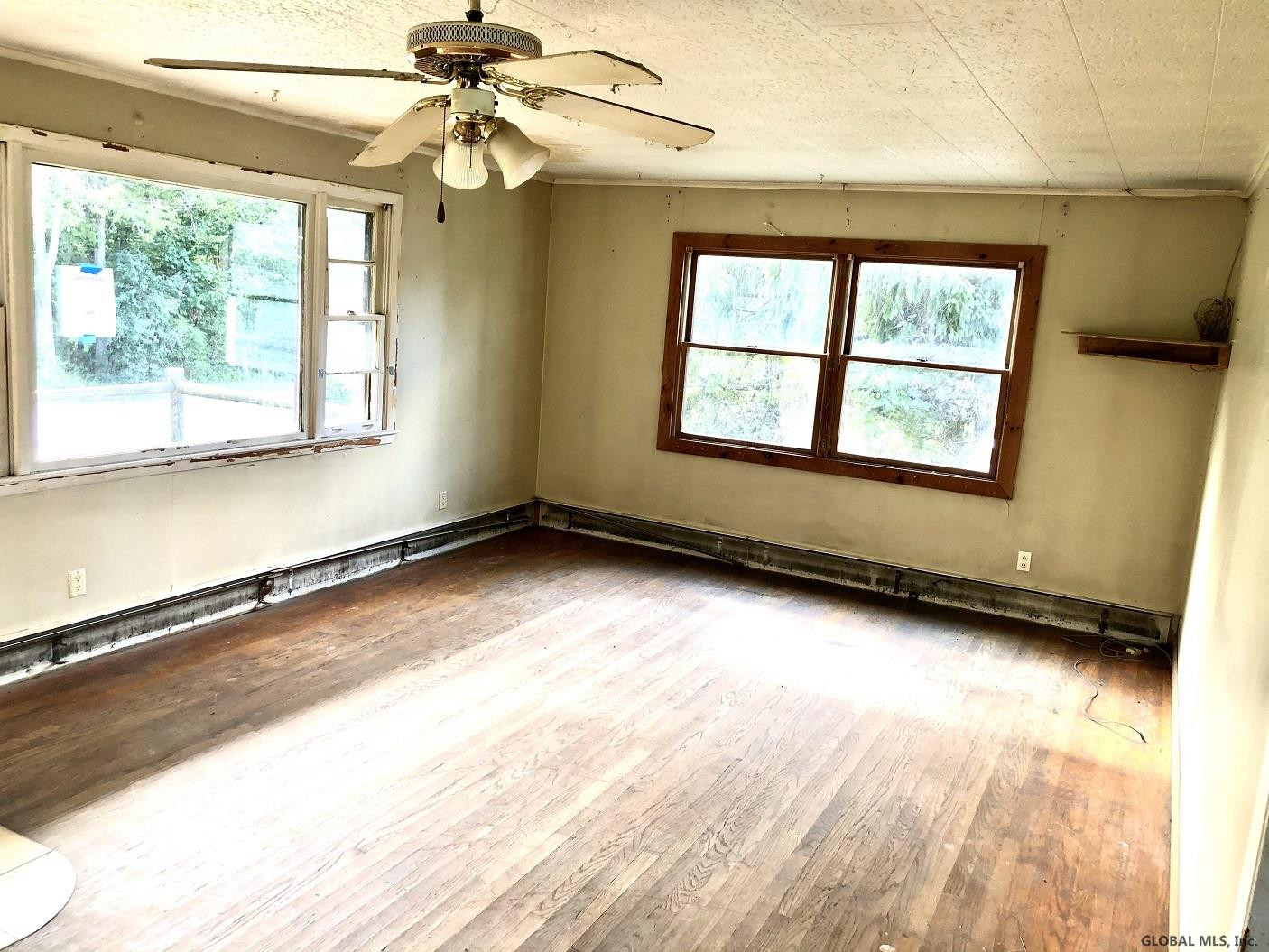 29 Beck Road Coeymans, NY 12087 - Photo 4 of 11 Photo 4