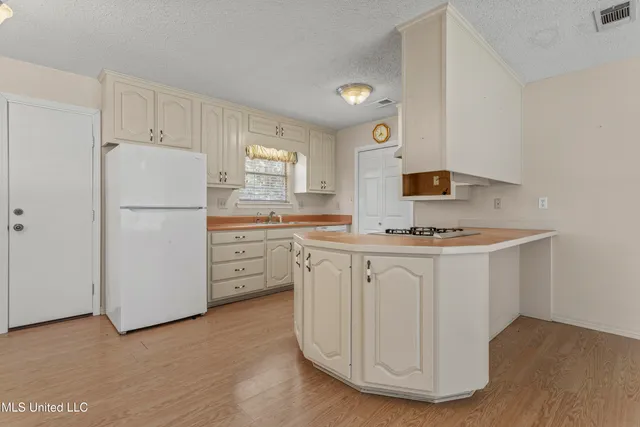 $525,000 | 10200 Blossom Street, Vancleave, MS 39565