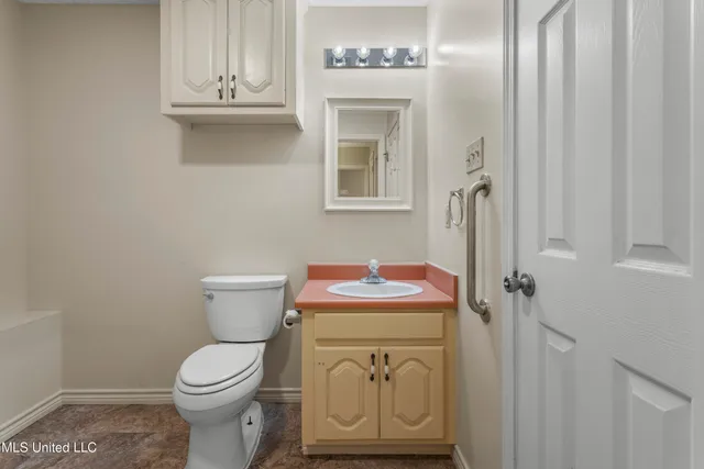 $525,000 | 10200 Blossom Street, Vancleave, MS 39565