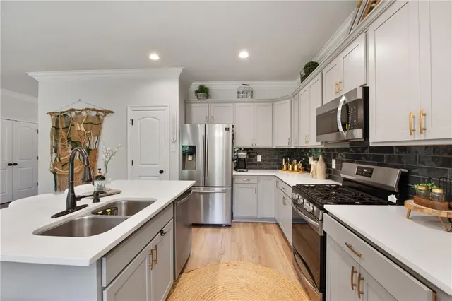 $2,400 | 68919 Calco Drive, Mandeville, LA 70471