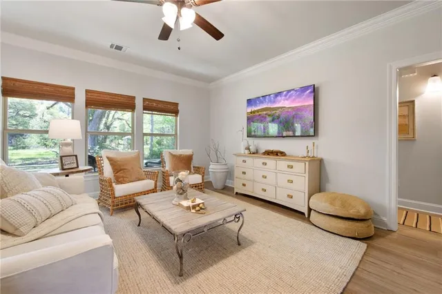 $2,400 | 68919 Calco Drive, Mandeville, LA 70471