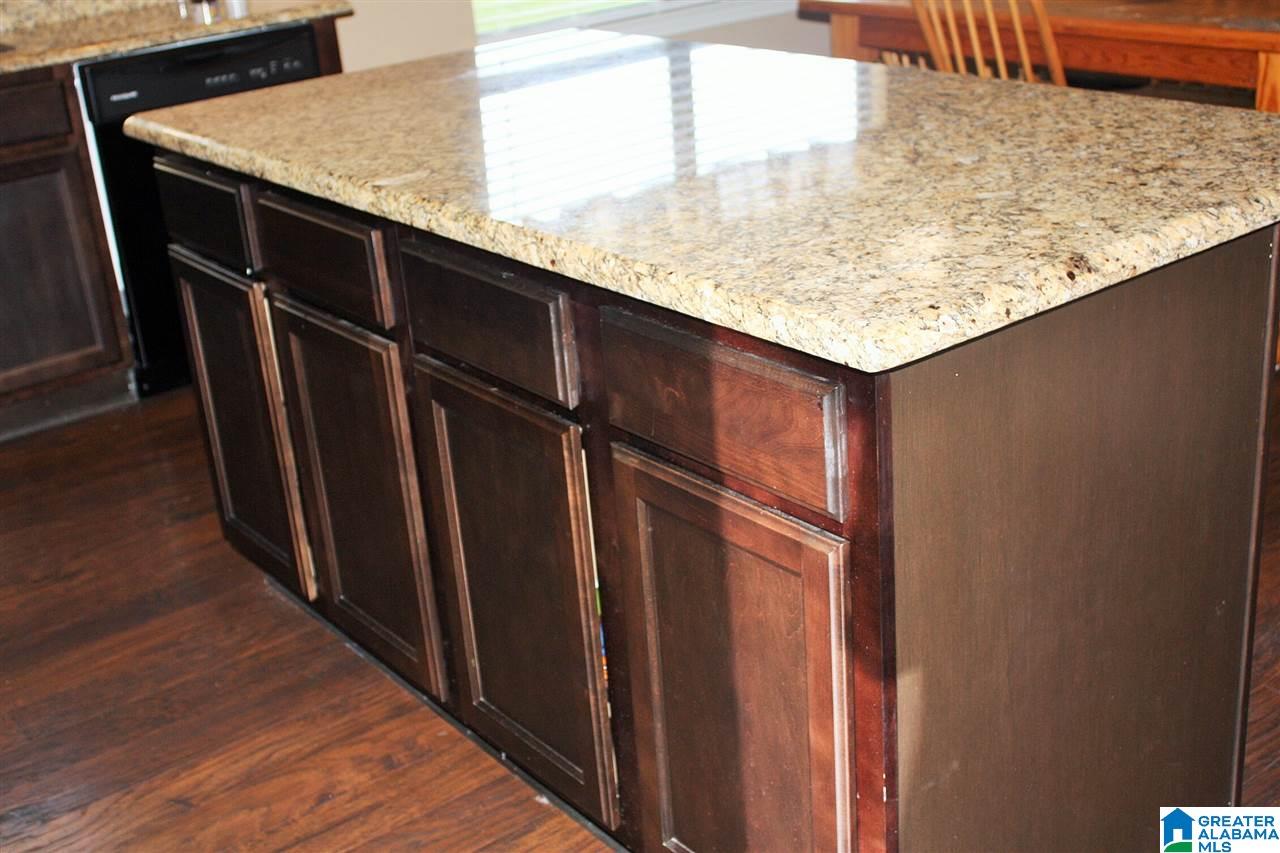 135 Waterstone Way Calera, AL 35040 - Photo 5 of 36