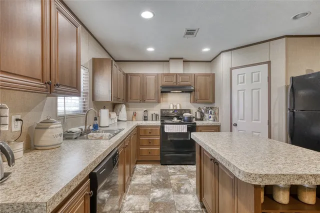 $275,000 | 2095 Farm To Market 1452, Madisonville, TX 77864