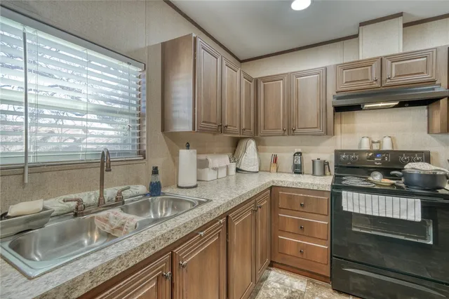 $275,000 | 2095 Farm To Market 1452, Madisonville, TX 77864