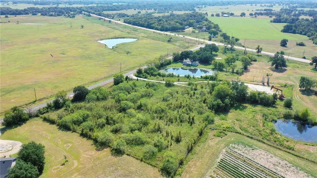 $275,000 | 2095 Farm To Market 1452, Madisonville, TX 77864