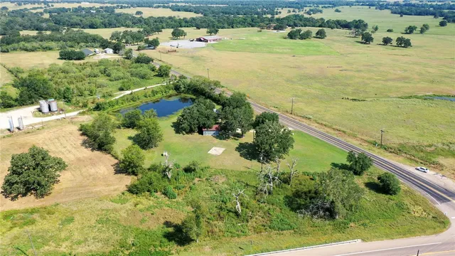 $275,000 | 2095 Farm To Market 1452, Madisonville, TX 77864