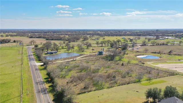 $275,000 | 2095 Farm To Market 1452, Madisonville, TX 77864