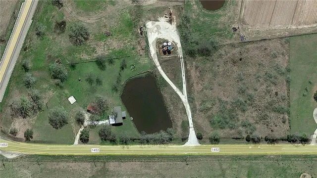 $275,000 | 2095 Farm To Market 1452, Madisonville, TX 77864