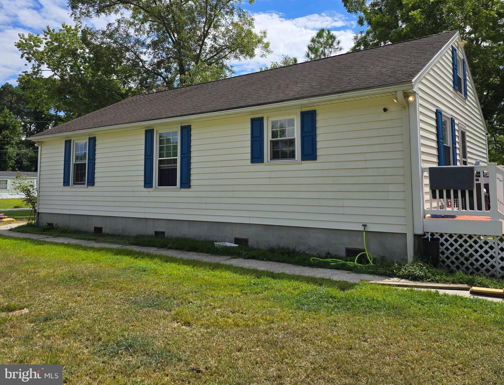 3592 Freedomtown Road Crisfield, MD 21817 - Photo 4 of 22 a view of a house with a yard