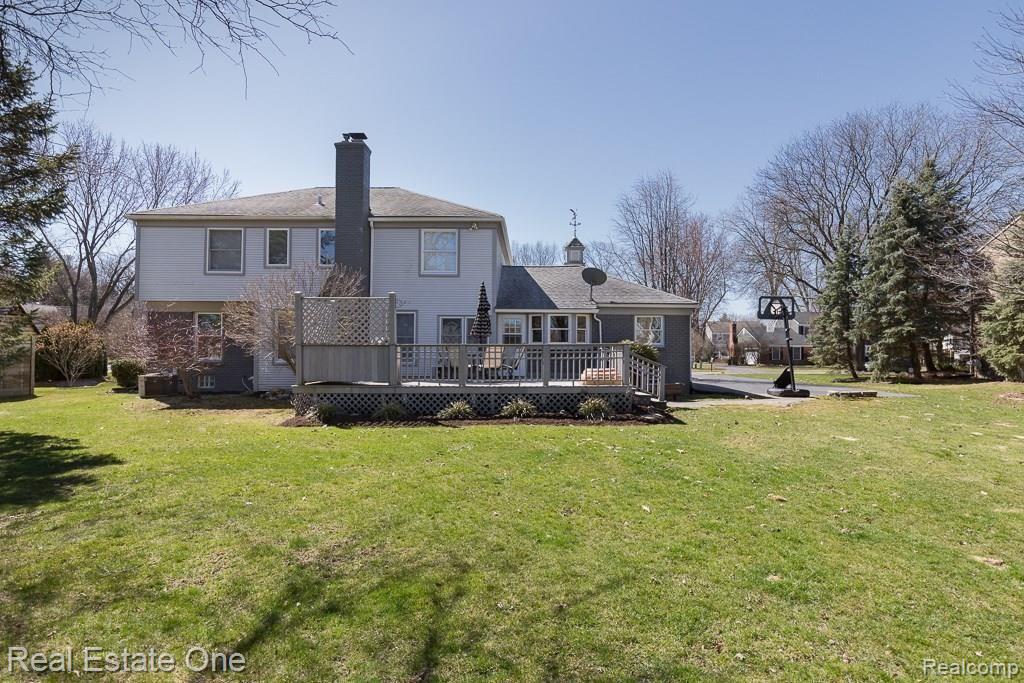 1352 Chestnut Lane Rochester Hills, MI 48309 - Photo 34 of 35