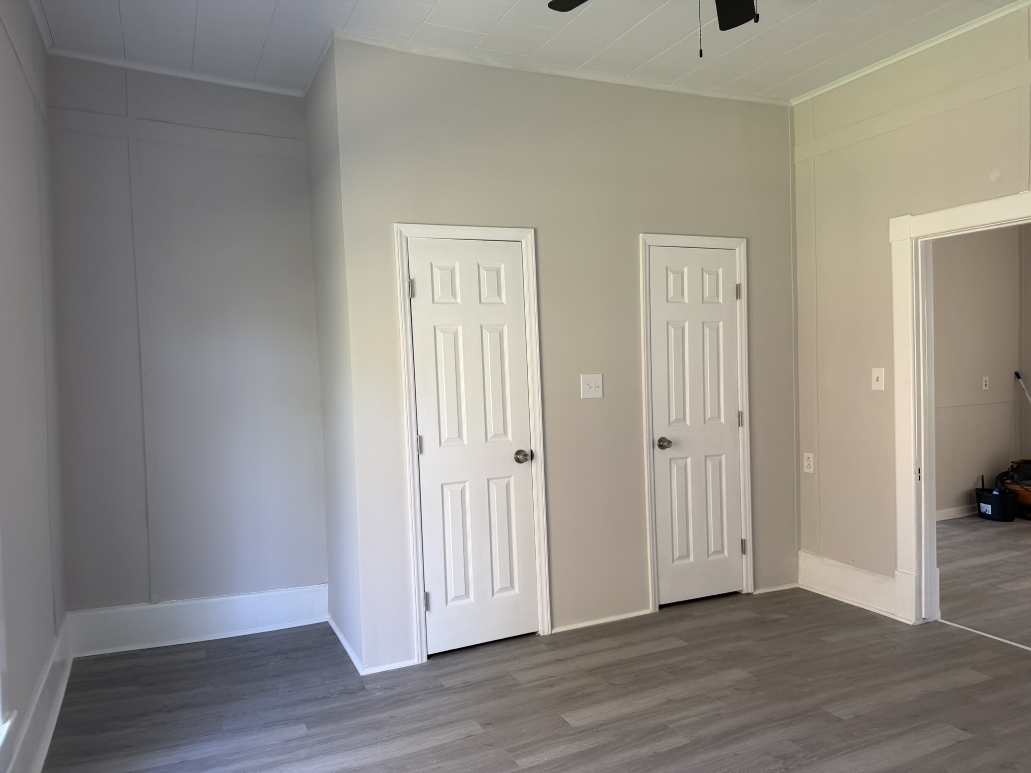 481 Elora Road Elora, TN 37328 - Photo 12 of 13 a view of a livingroom with wooden floor