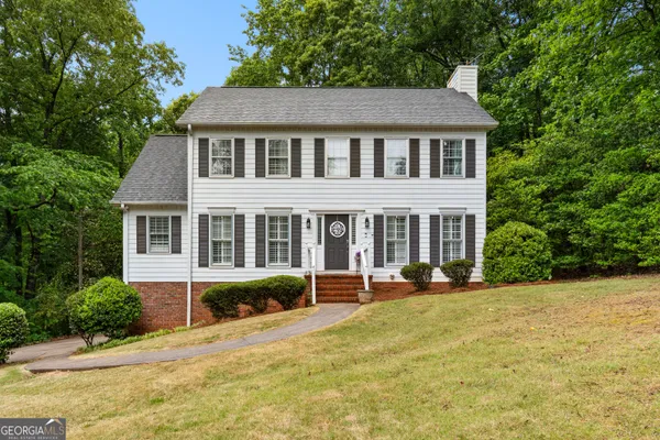 $319,900 | 129 Lismore Drive, LaGrange, GA 30240