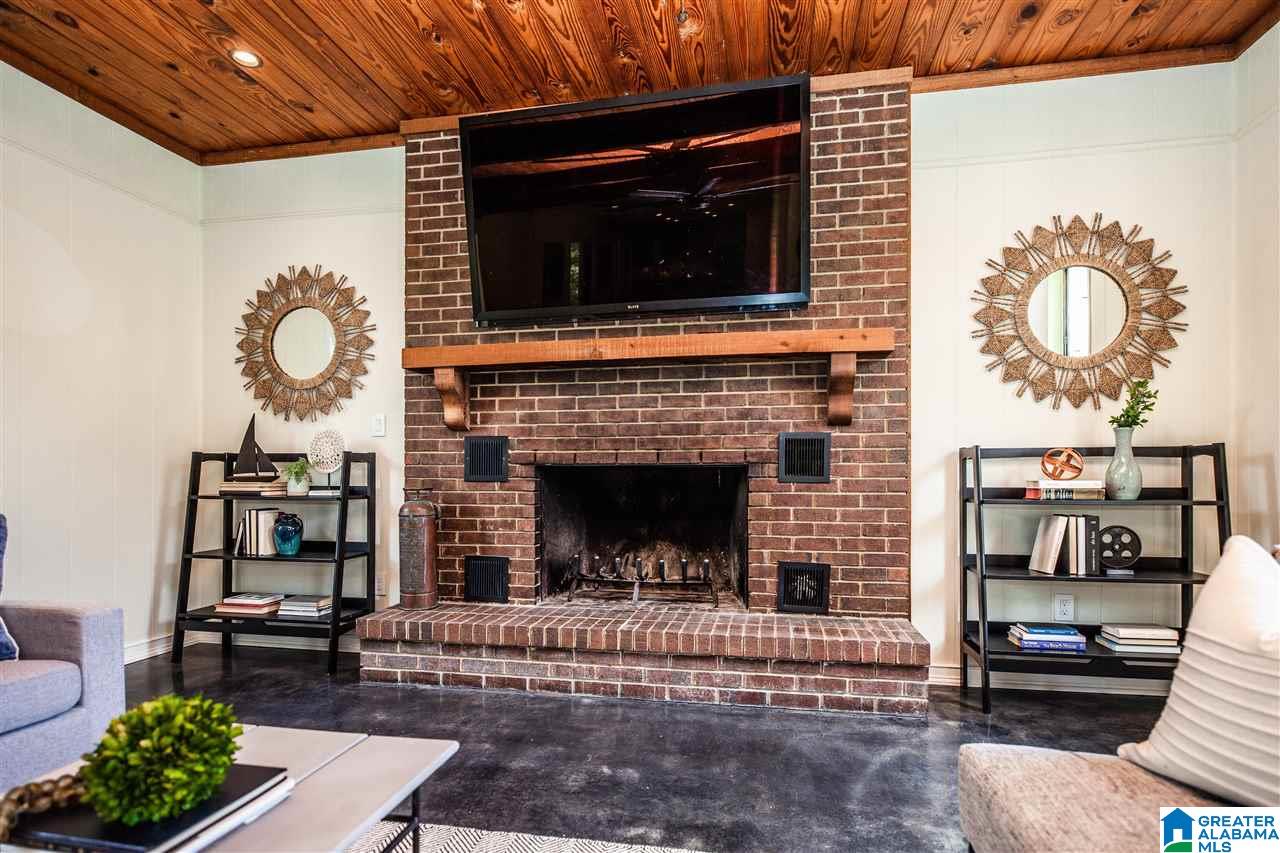 3784 Dean Road Pinson, AL 35126 - Photo 12 of 47