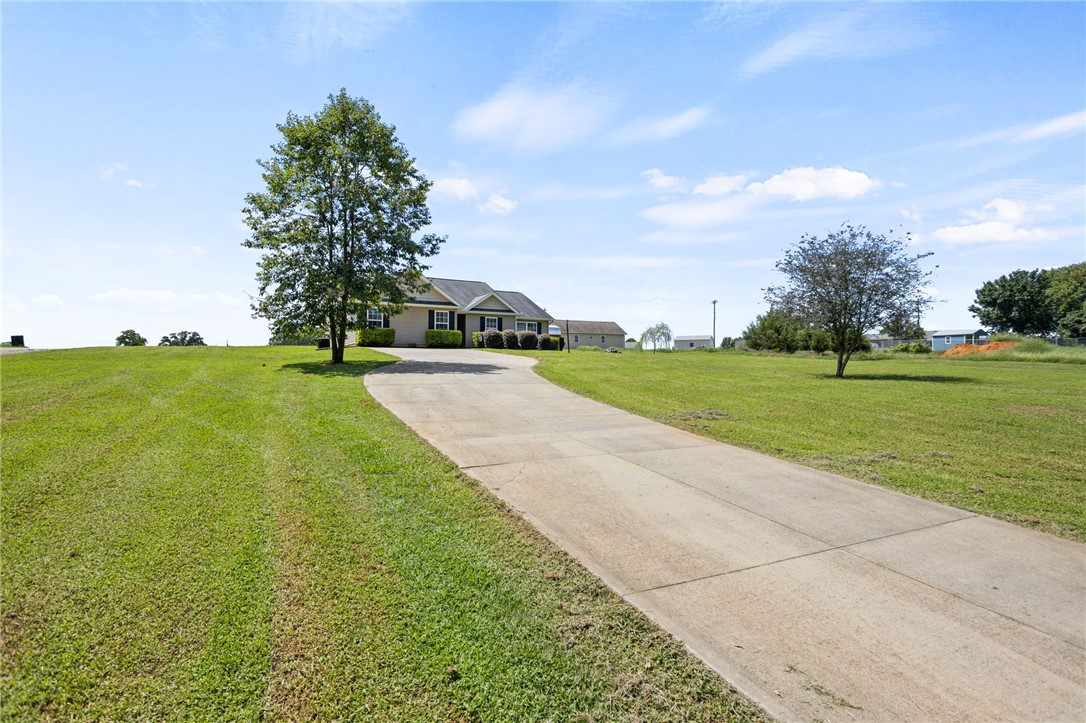 2153 Scarborough Road Anderson, SC 29626 - Photo 3 of 29
