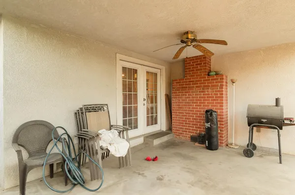 $344,900 | 3449 East Fairmont Avenue, Fresno, CA 93726