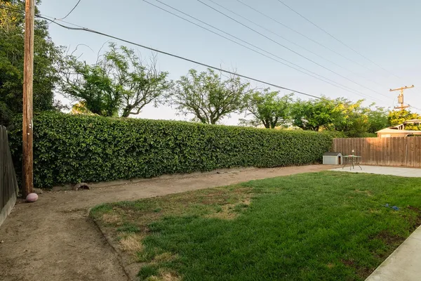 $344,900 | 3449 East Fairmont Avenue, Fresno, CA 93726