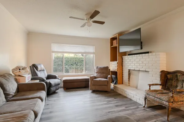 $344,900 | 3449 East Fairmont Avenue, Fresno, CA 93726