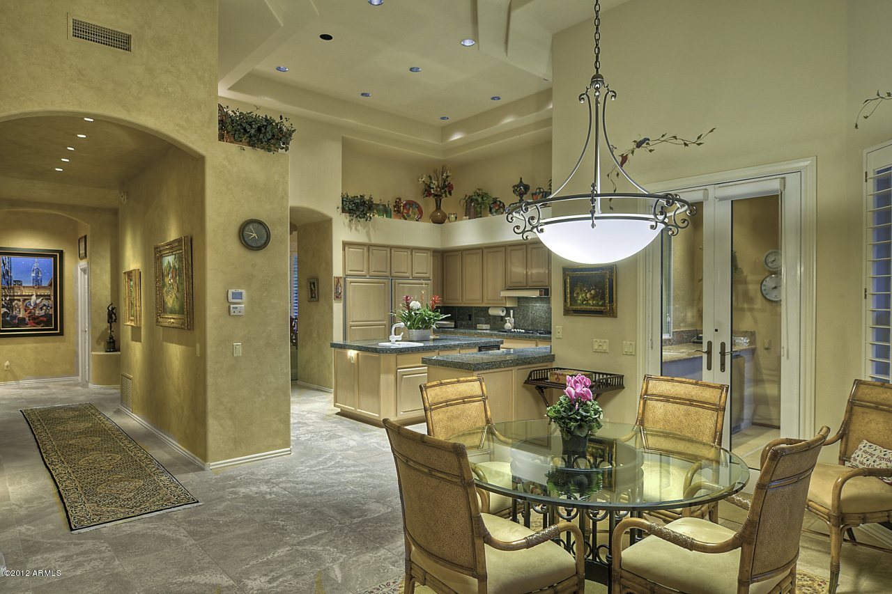 4707 East Rd Runner Place Paradise Valley, AZ 85253 - Photo 14 of 31 Casual Dining