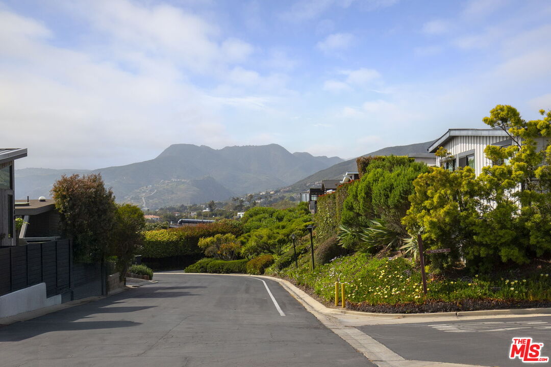 29500 Heathercliff Road, Unit 138 Malibu, CA 90265 - Photo 19 of 20