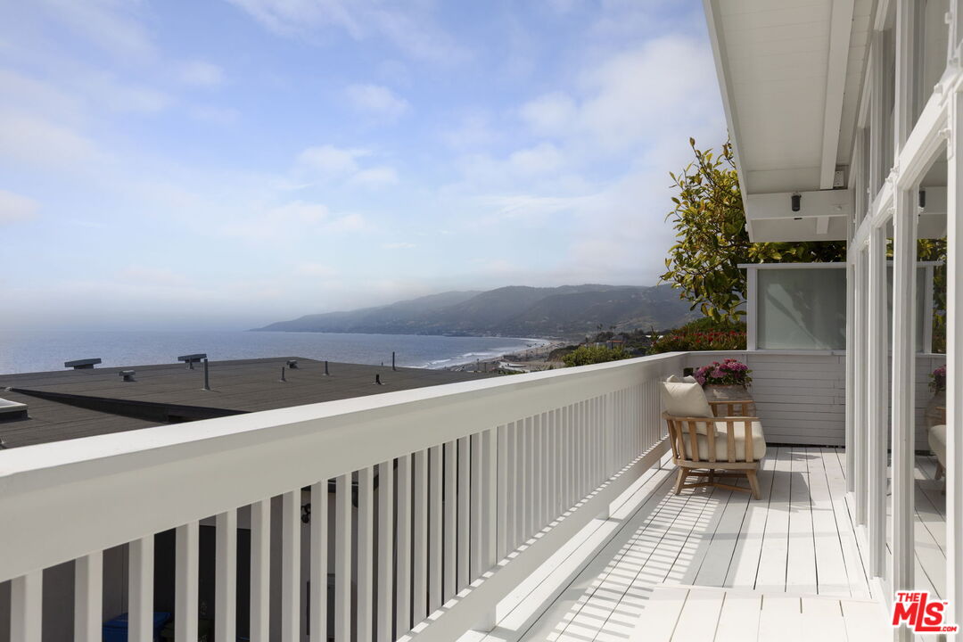 29500 Heathercliff Road, Unit 138 Malibu, CA 90265 - Photo 7 of 20