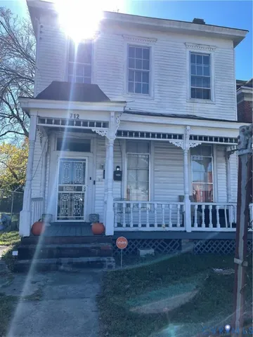 $1,100 | 712 West Washington Street, Unit A, Petersburg, VA 23803