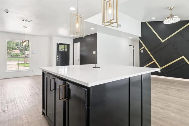 $375,000 | 1512 East Park Boulevard, Plano, TX 75074