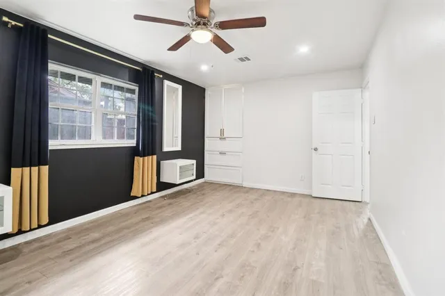 $375,000 | 1512 East Park Boulevard, Plano, TX 75074