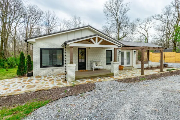 $660,000 | 2422 Corral Road, Unit 2422 CORRAL RD, Signal Mountain, TN 37377