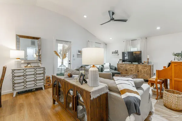 $660,000 | 2422 Corral Road, Unit 2422 CORRAL RD, Signal Mountain, TN 37377