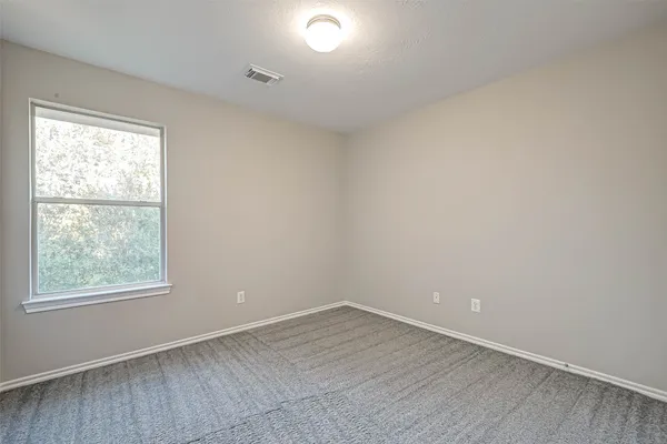 $2,100 | 458 Ashford Cove, Dickinson, TX 77539