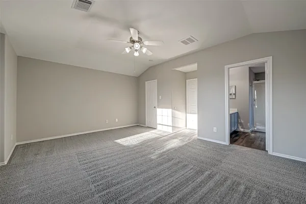 $2,100 | 458 Ashford Cove, Dickinson, TX 77539