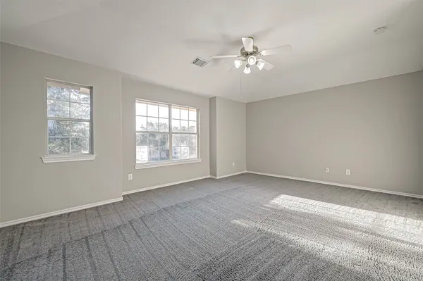 $2,100 | 458 Ashford Cove, Dickinson, TX 77539