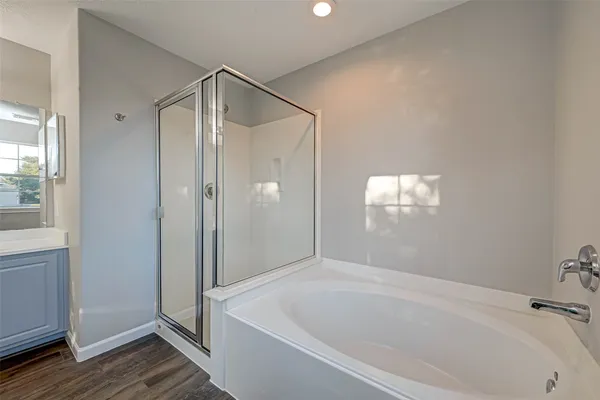 $2,100 | 458 Ashford Cove, Dickinson, TX 77539