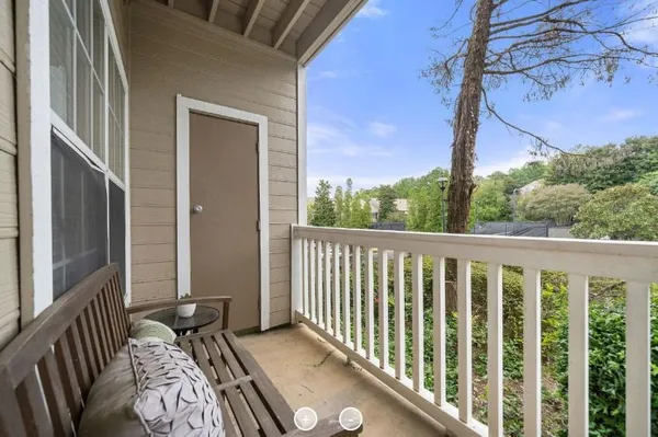 $1,898 | 7150 Peachtree Dunwoody Road, Unit 504, Atlanta, GA 30328