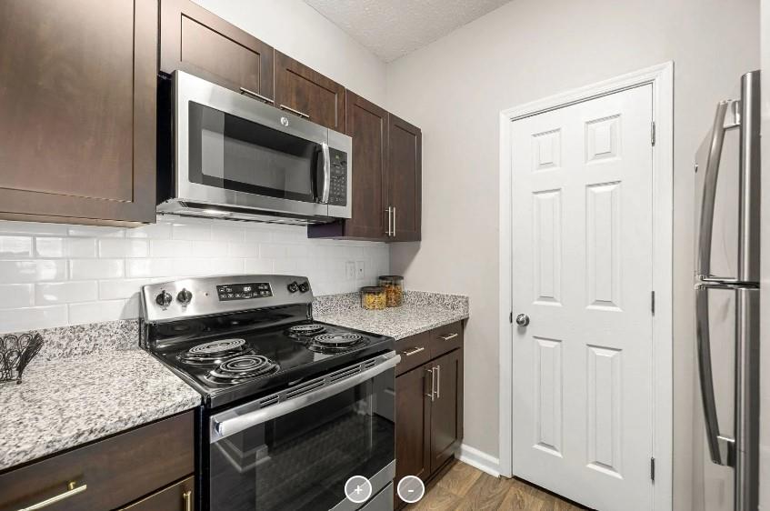 7150 Peachtree Dunwoody Road, Unit 612 Atlanta, GA 30328 - Photo 3 of 38