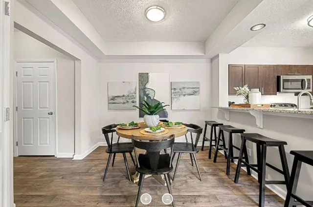 $1,995 | 7150 Peachtree Dunwoody Road, Unit 612, Atlanta, GA 30328