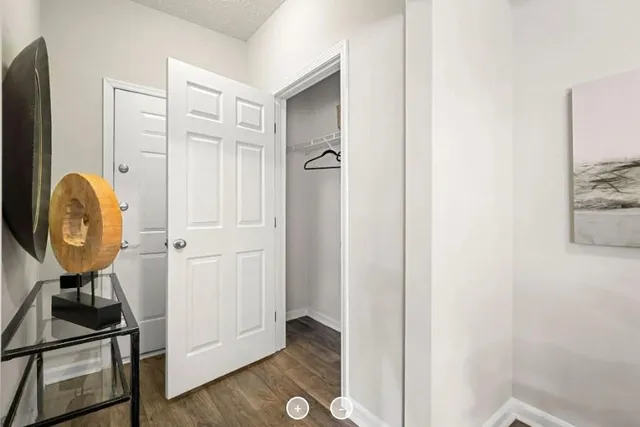 $1,995 | 7150 Peachtree Dunwoody Road, Unit 612, Atlanta, GA 30328