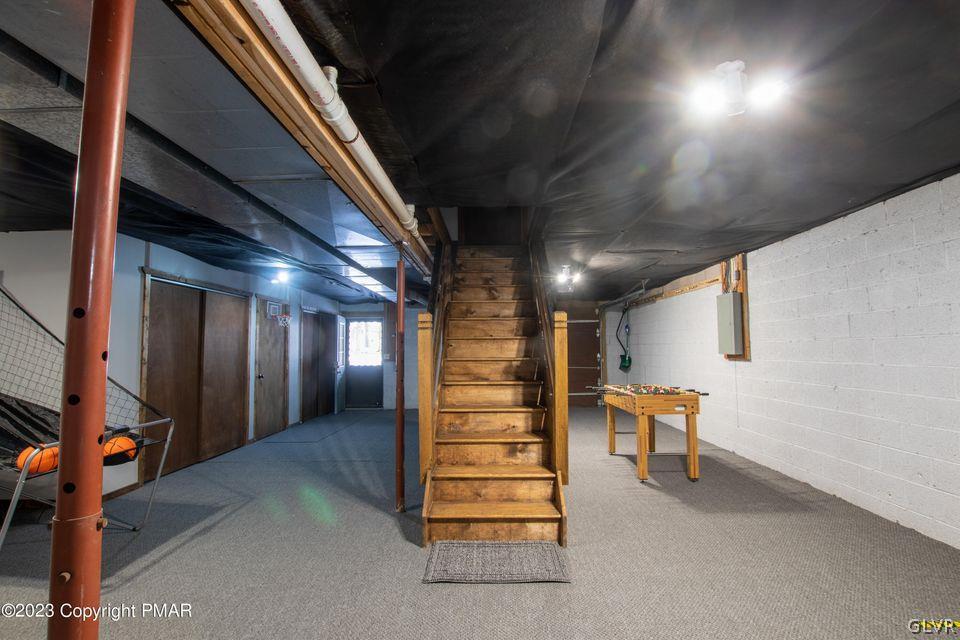3229 Beech Ridge Drive Pocono Summit, PA 18346 - Photo 15 of 34 Gallery Image 15