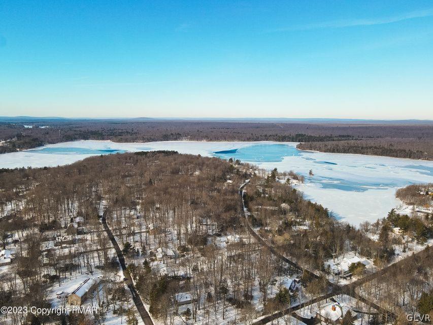 3229 Beech Ridge Drive Pocono Summit, PA 18346 - Photo 29 of 34 Gallery Image 29