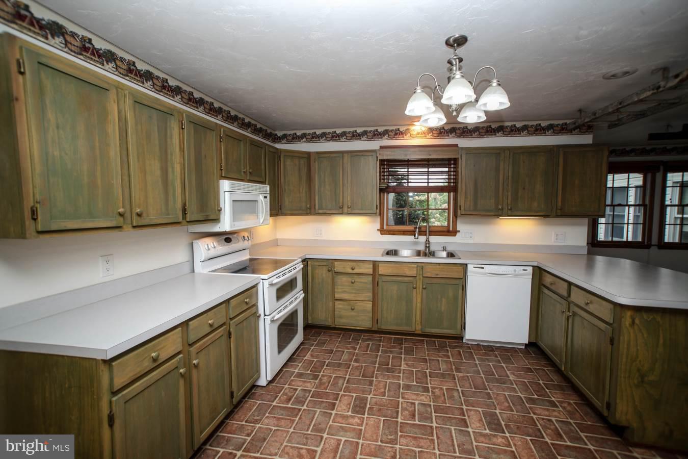 8639 Maple Grove Road Spring Grove, PA 17362 - Photo 14 of 61