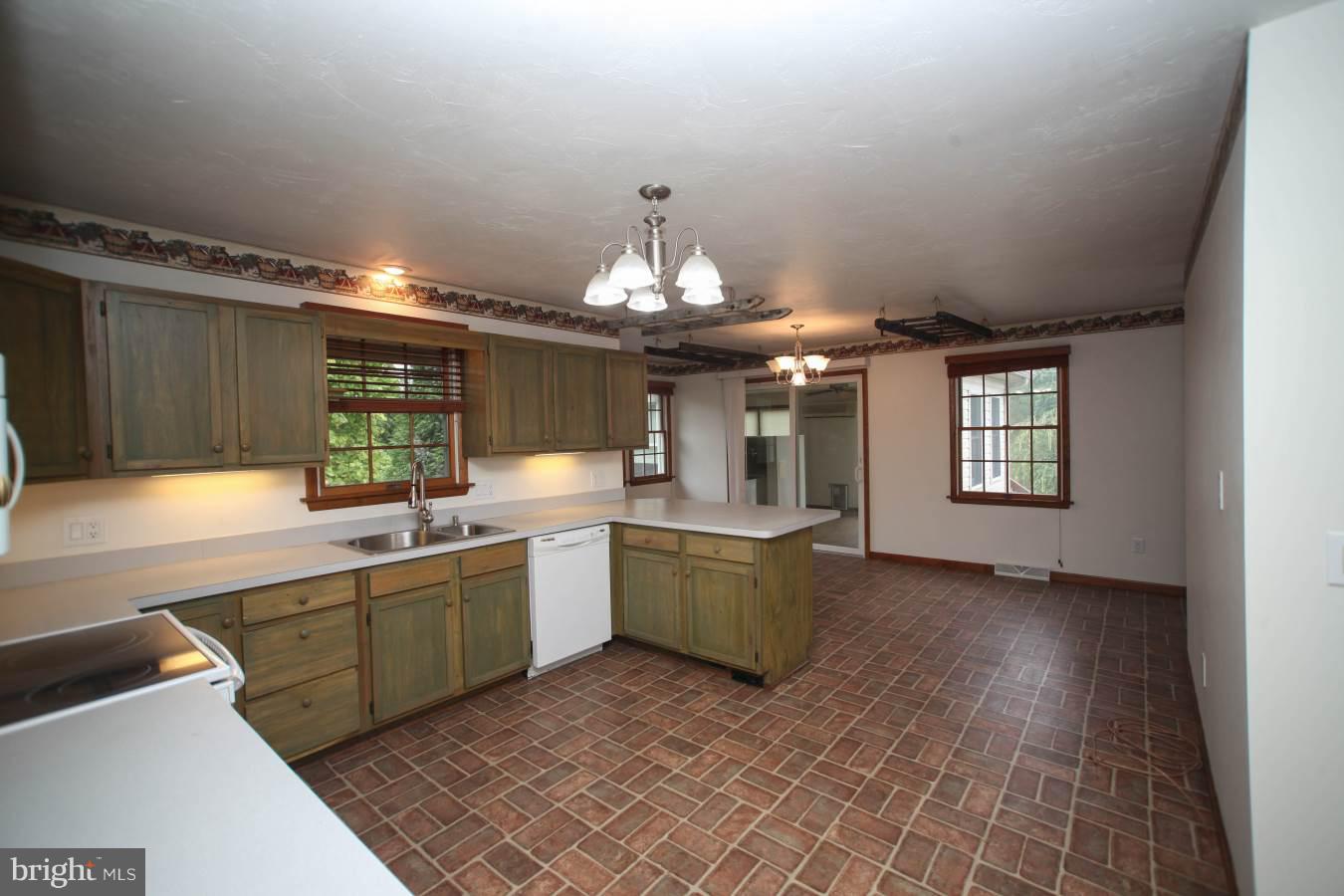 8639 Maple Grove Road Spring Grove, PA 17362 - Photo 17 of 61