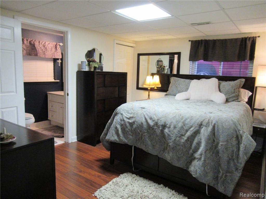 32042 Covington Road Rockwood, MI 48173 - Photo 14 of 22 -2626048008330216264_IMG_0040.JPG